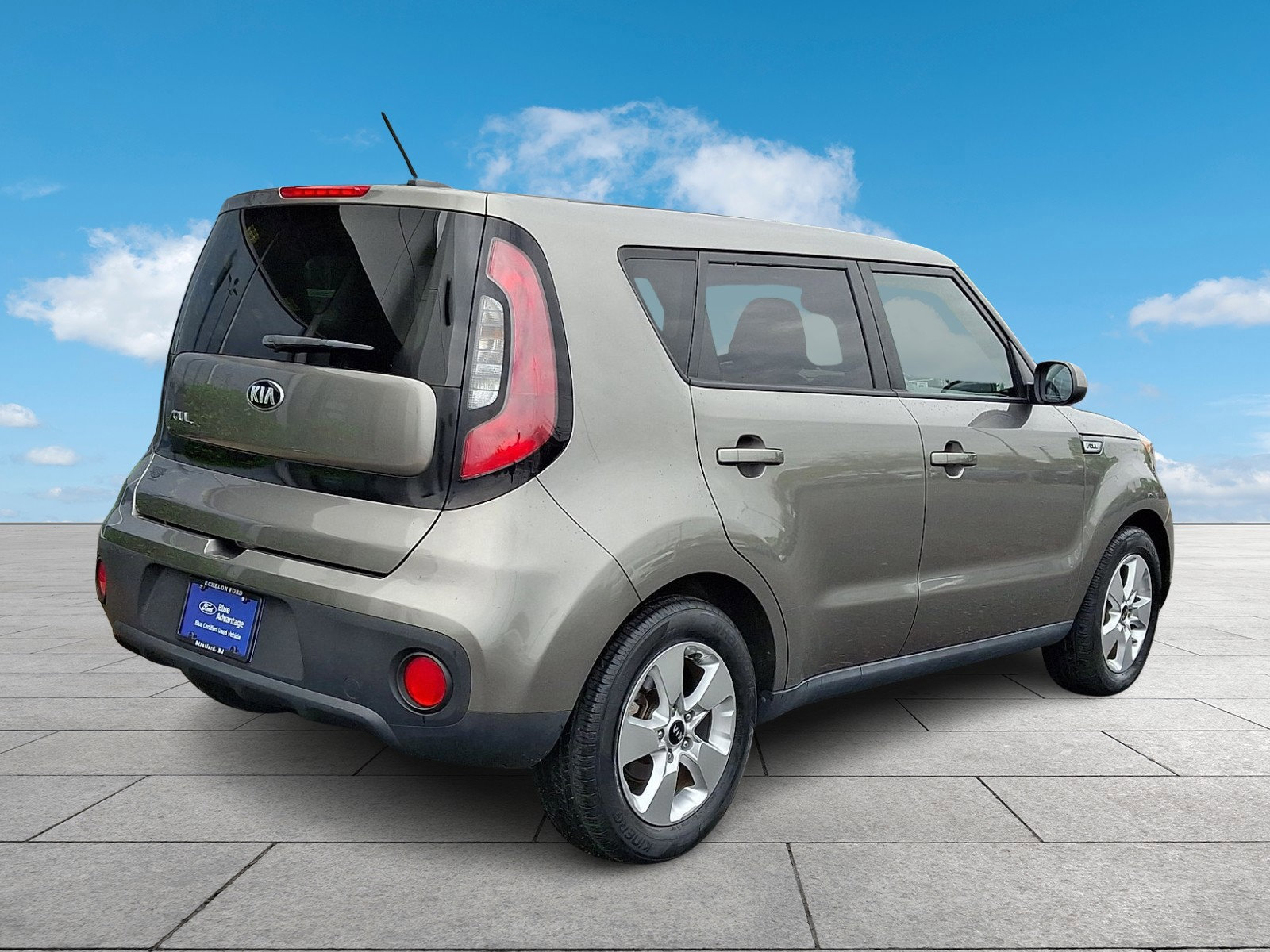 Used 2018 Kia Soul FWD image 4