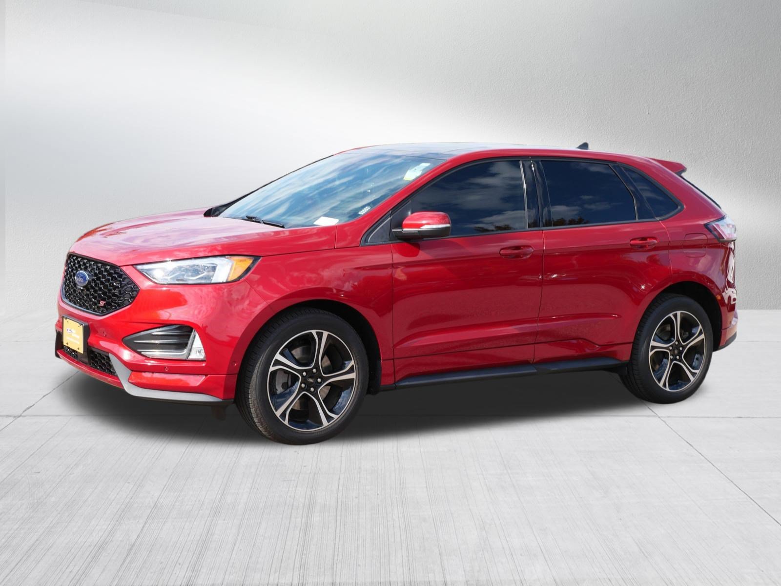 Certified 2022 Ford Edge ST w/ Equipment Group 401A AWD/4WD image 3