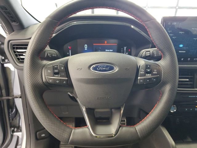 Certified 2024 Ford Escape ST-Line w/ Tech Pack #1 image 17
