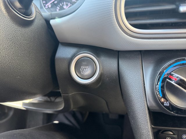 Used 2020 Hyundai Kona SEL Plus FWD image 31