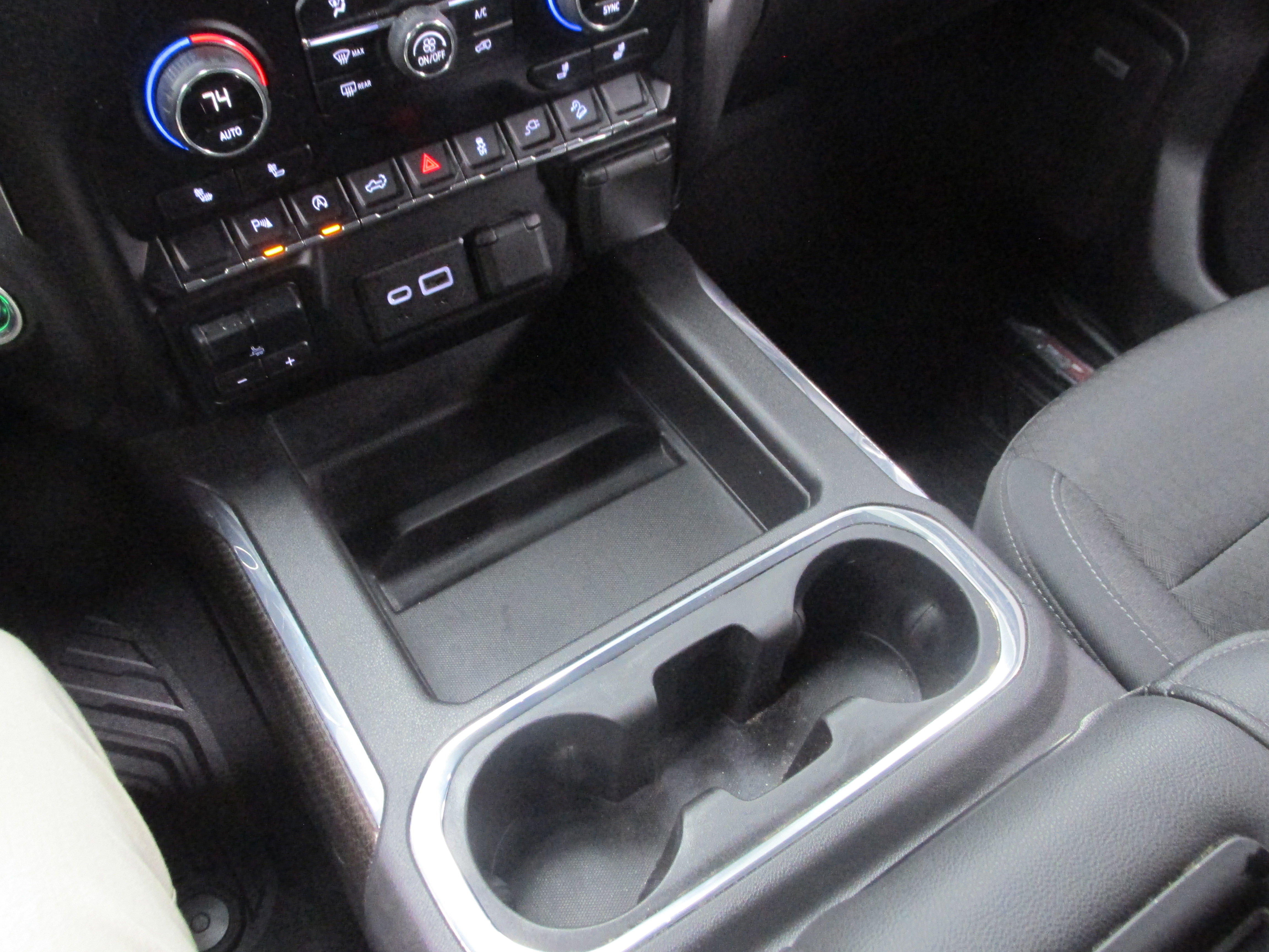 Used 2020 Chevrolet Silverado 1500 RST image 39