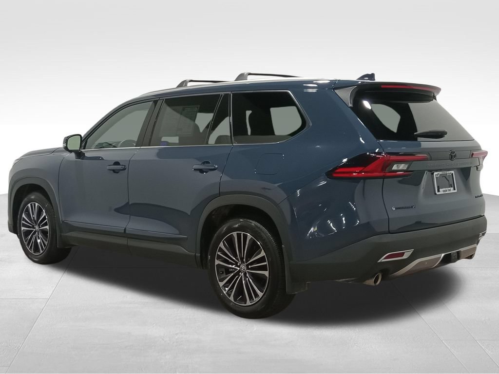 Used 2025 Toyota Grand Highlander AWD Hybrid image 9
