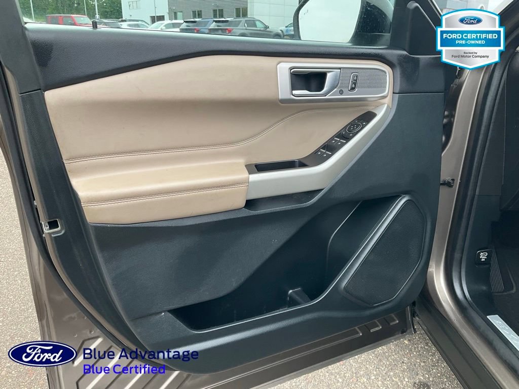 Certified 2021 Ford Explorer Limited AWD/4WD image 16