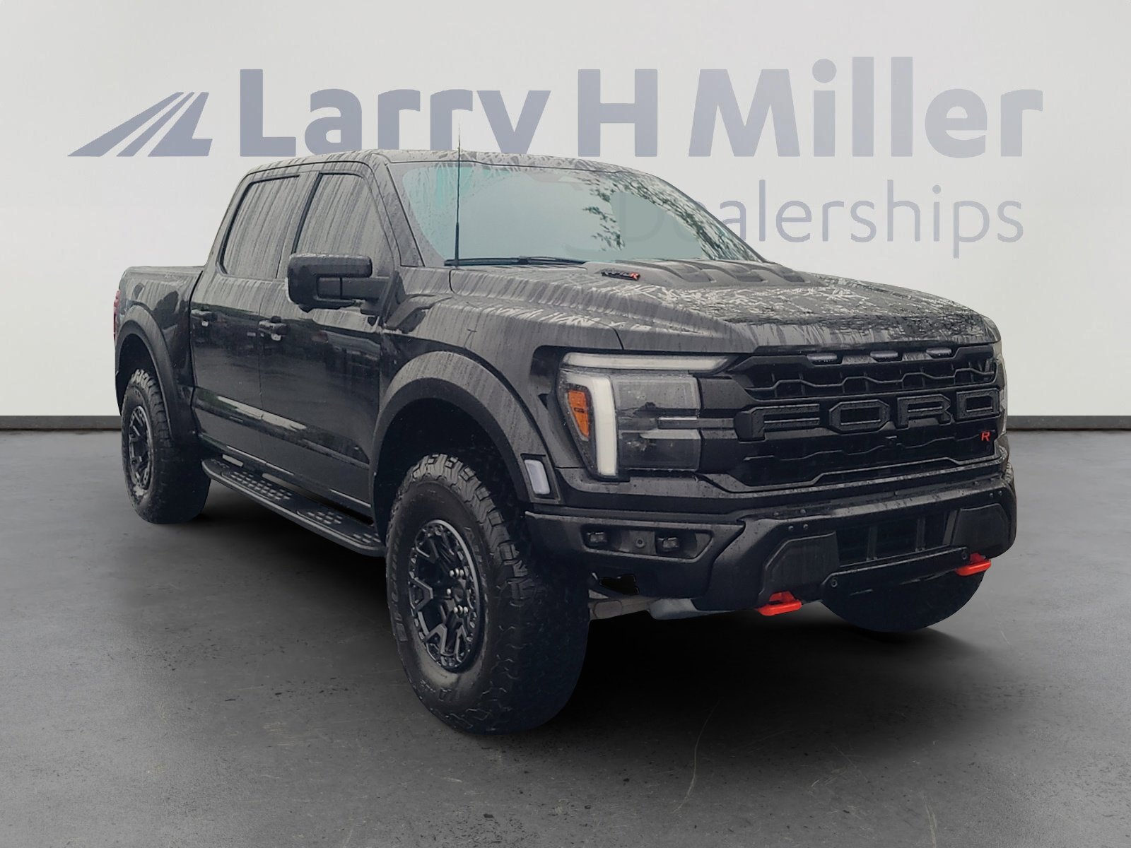 Certified 2025 Ford F150 Raptor w/ Equipment Group 803A Raptor R AWD/4WD image 7