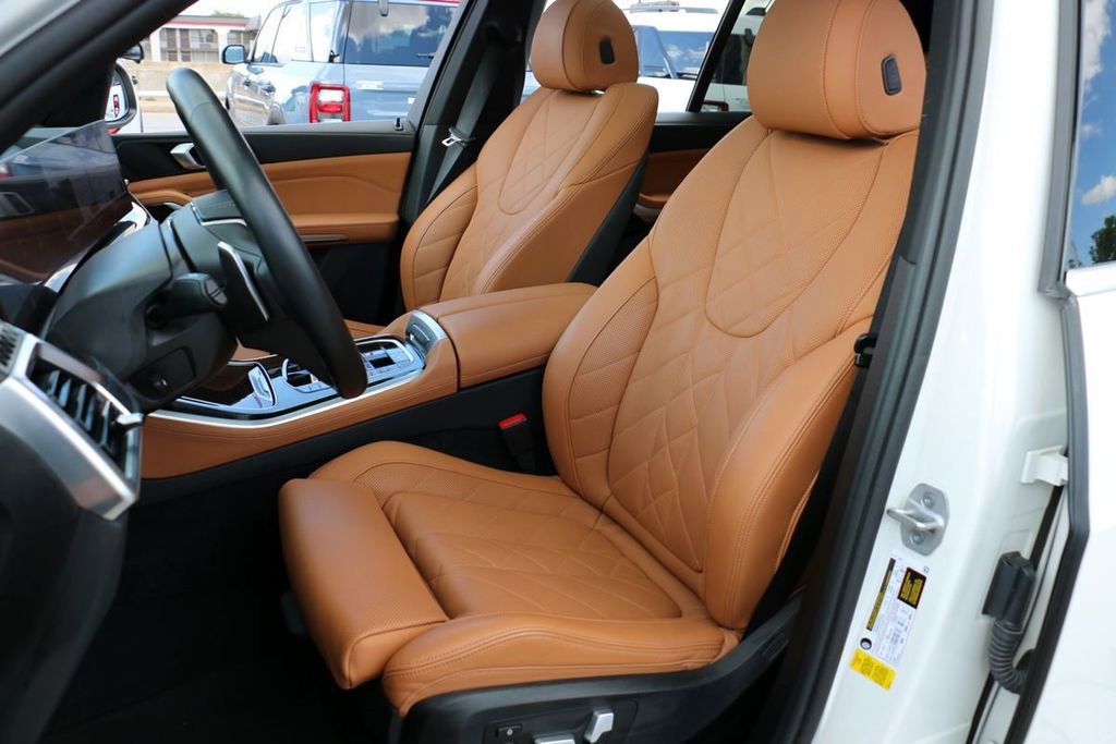 Used 2024 BMW X5 sDrive40i w/ Parking Assistance Package RWD image 20