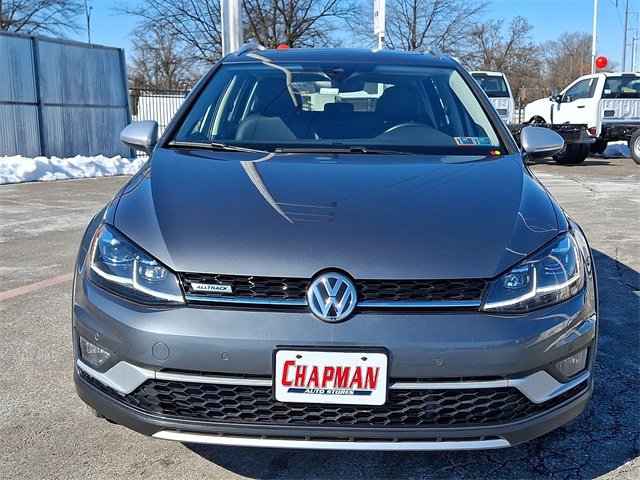 Used 2018 Volkswagen Golf Alltrack SEL image 2