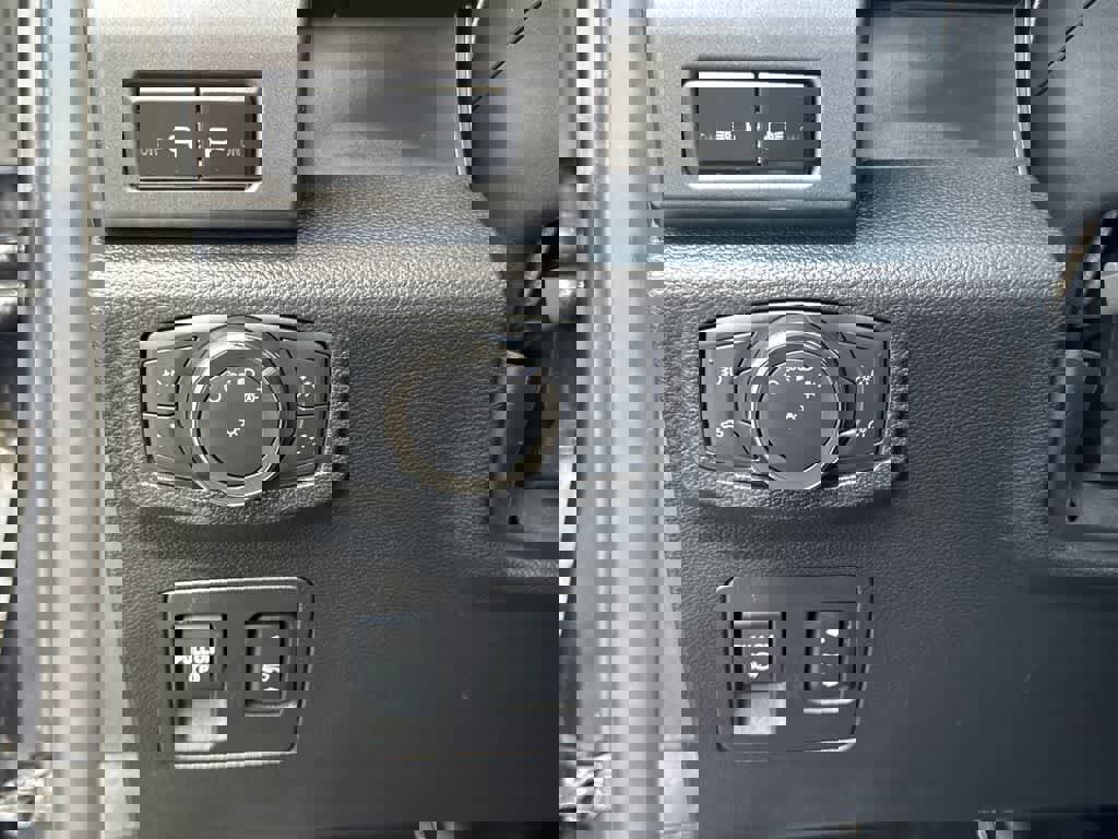 Certified 2020 Ford F150 XLT w/ Equipment Group 302A Luxury image 30