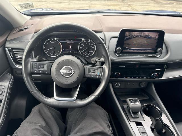 Used 2022 Nissan Rogue SV w/ SV Premium Package AWD/4WD image 11