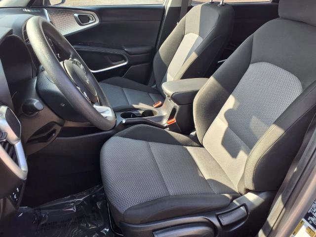 Used 2024 Kia Soul LX w/ Option Group 015 image 18