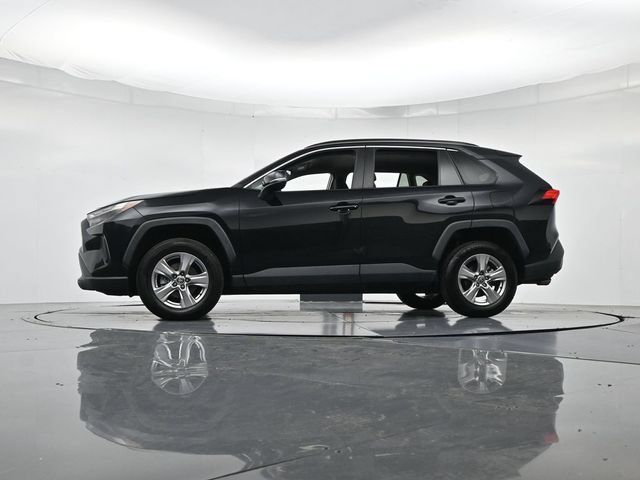 Used 2023 Toyota RAV4 XLE AWD/4WD image 38