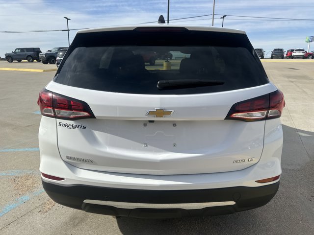 Used 2024 Chevrolet Equinox LT image 3