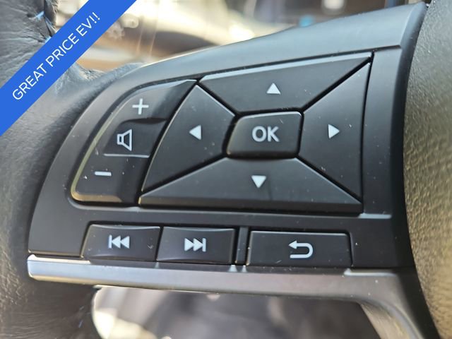 Used 2019 Nissan Leaf SV w/ SV Technology Package FWD image 17