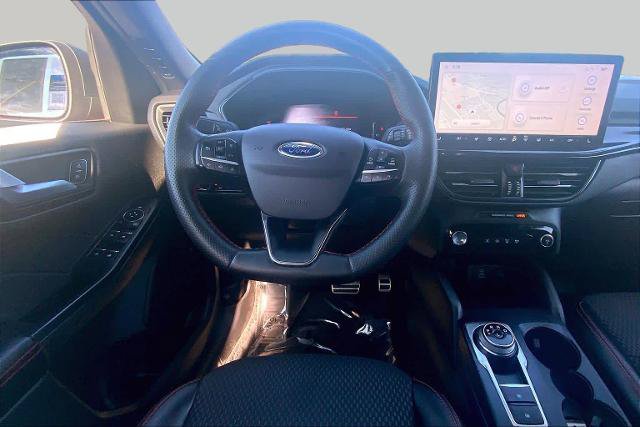 Certified 2023 Ford Escape ST-Line w/ Tech Pack #1 AWD/4WD image 6