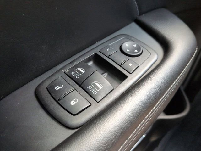 Used 2023 Dodge Challenger SXT w/ Plus Package image 19