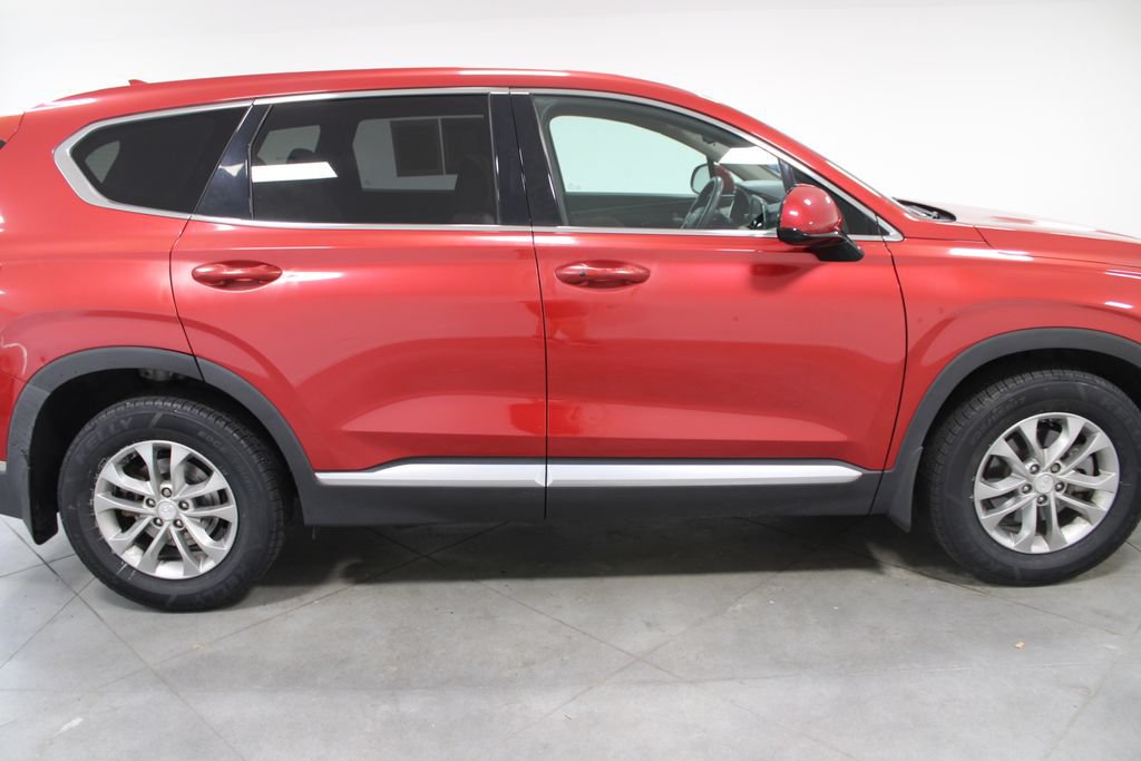 Used 2020 Hyundai Santa Fe SEL FWD image 12