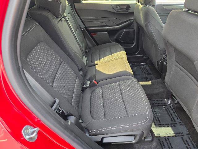 Certified 2023 Ford Escape Active AWD/4WD image 9