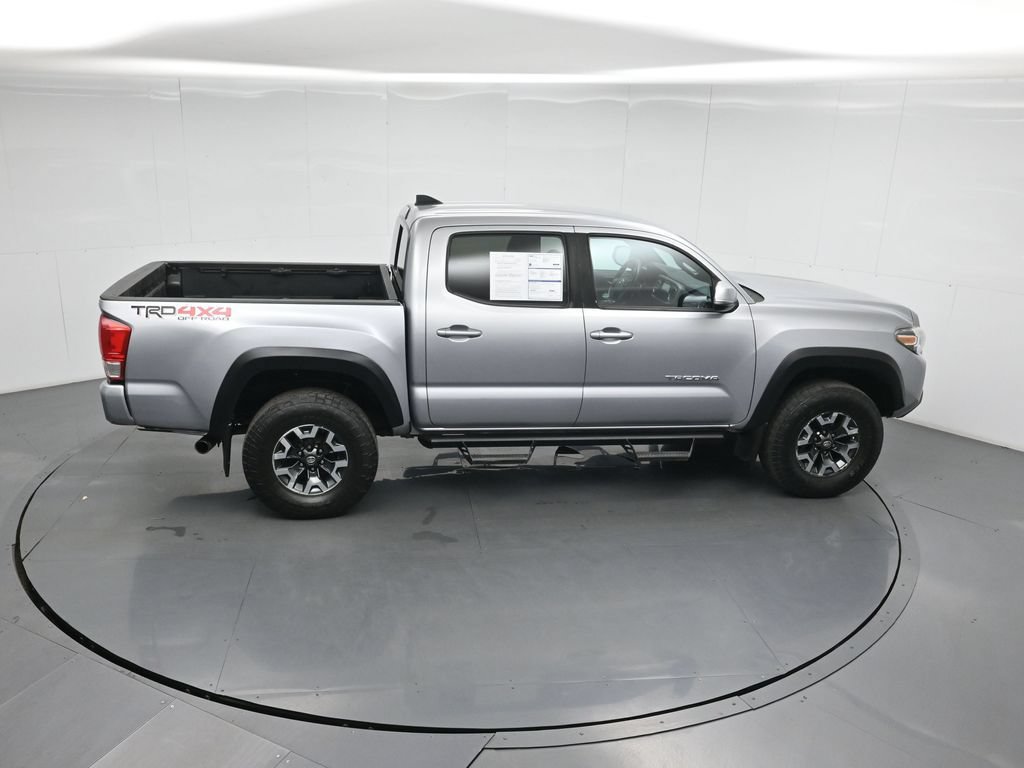 Used 2019 Toyota Tacoma TRD Off-Road w/ Technology Package AWD/4WD image 53