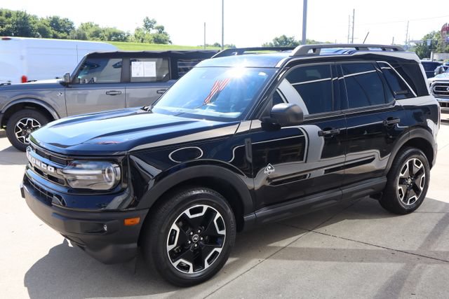 Certified 2023 Ford Bronco Sport Outer Banks w/ Tech Package AWD/4WD image 5