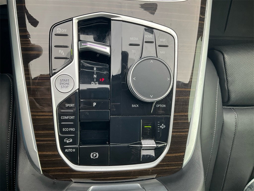 Used 2023 BMW X7 xDrive40i w/ Premium Package image 26