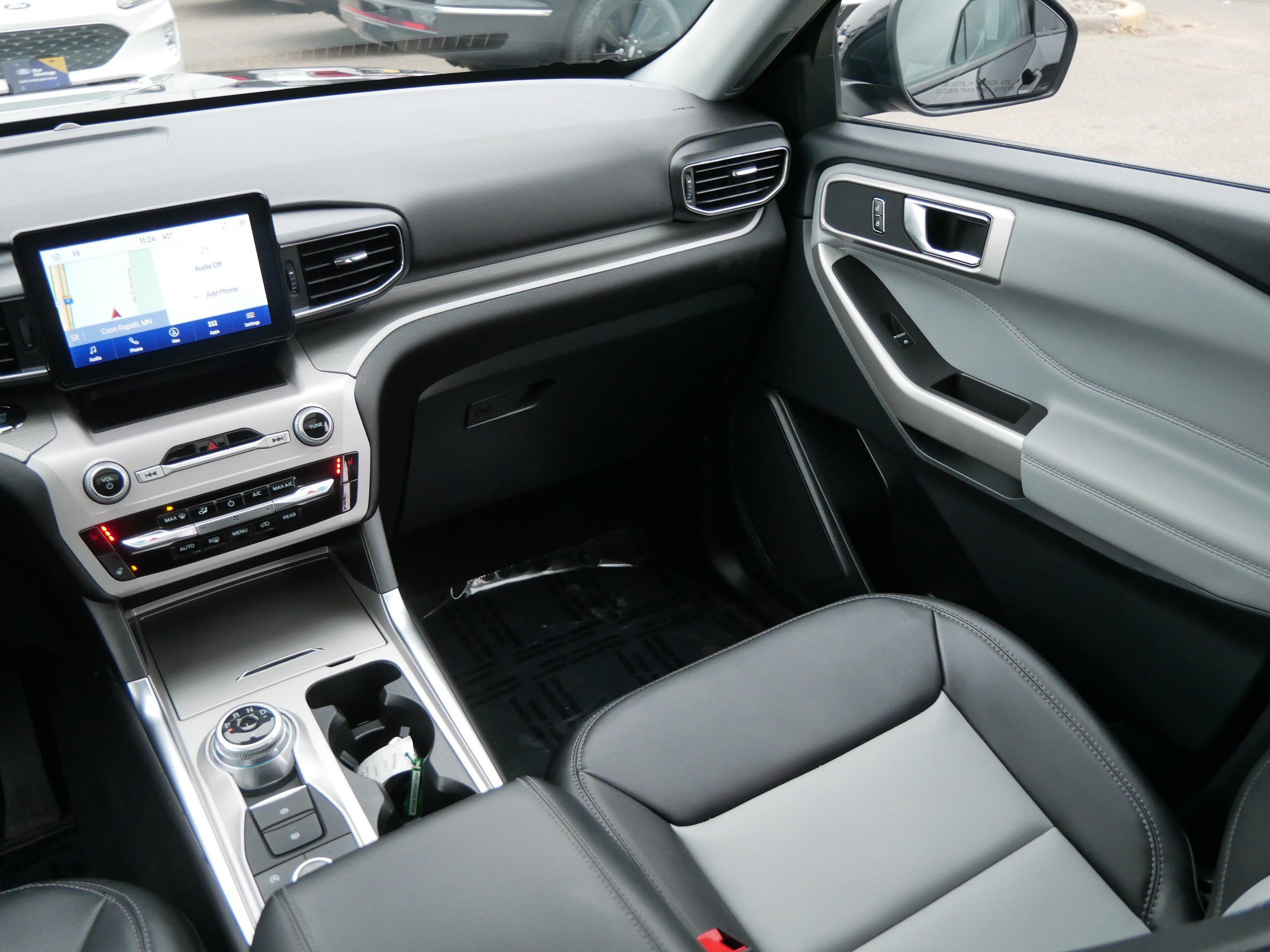 Certified 2024 Ford Explorer XLT w/ Equipment Group 202A image 11