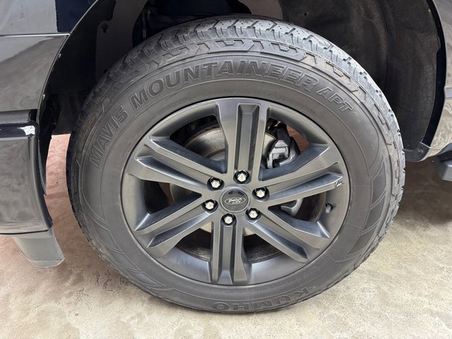 Certified 2021 Ford F150 Lariat w/ Equipment Group 502A High image 29