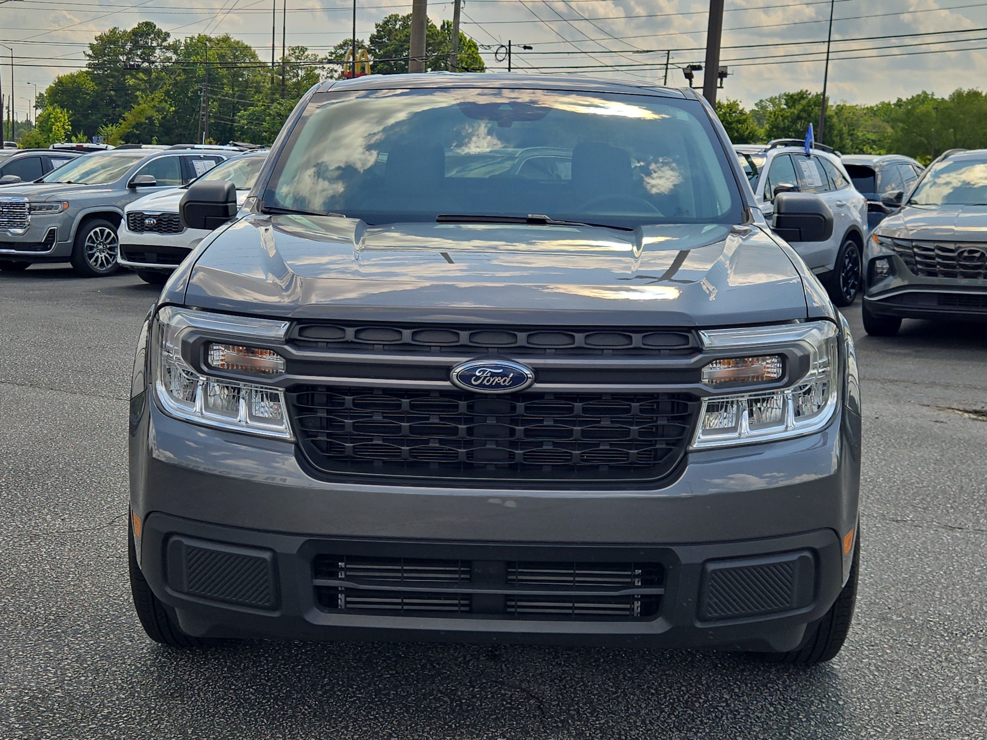 Certified 2023 Ford Maverick XLT FWD image 3