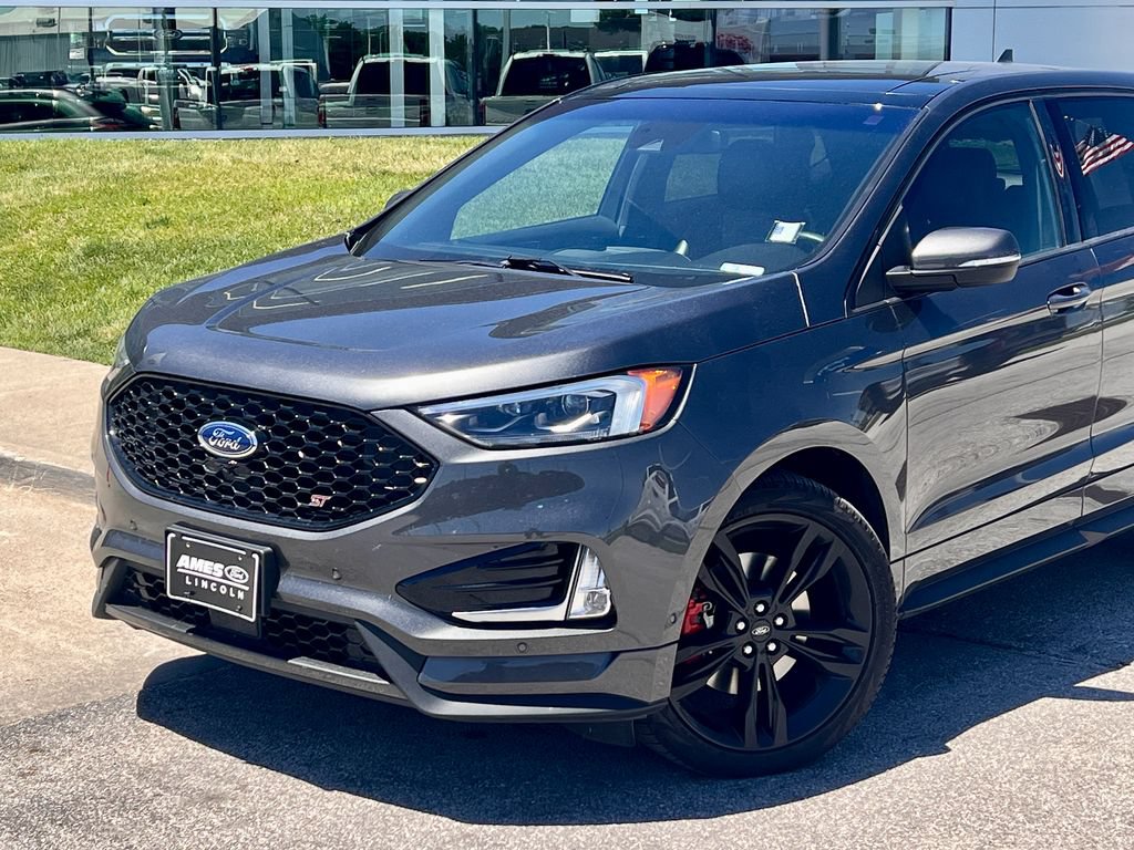 Certified 2020 Ford Edge ST w/ Equipment Group 401A AWD/4WD image 2