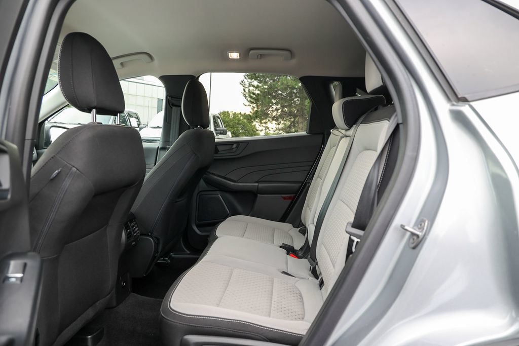 Certified 2023 Ford Escape Active AWD/4WD image 35