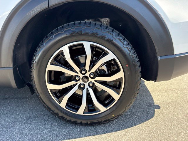 Certified 2024 Ford Explorer ST-Line w/ Class IV Trailer Tow Package AWD/4WD image 11