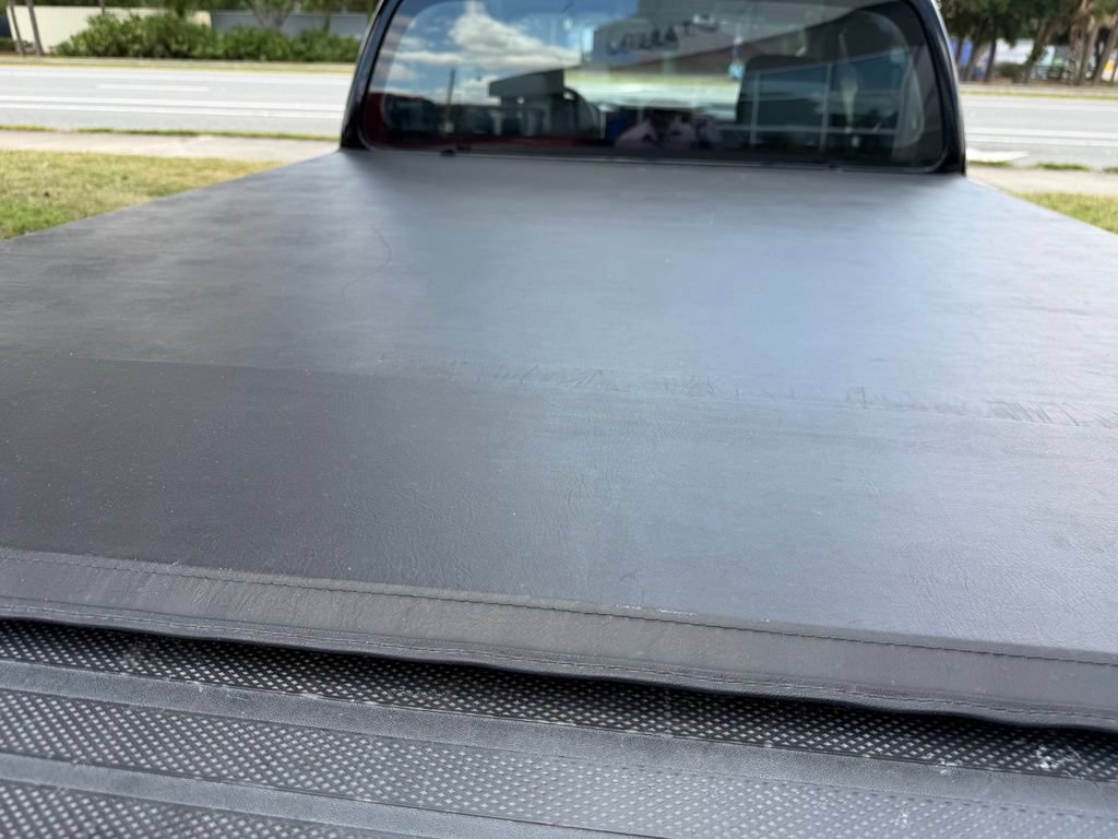 Used 2022 Nissan Frontier SV RWD image 6