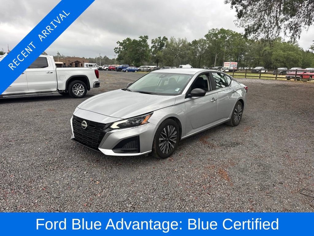 Used 2024 Nissan Altima 2.5 SV