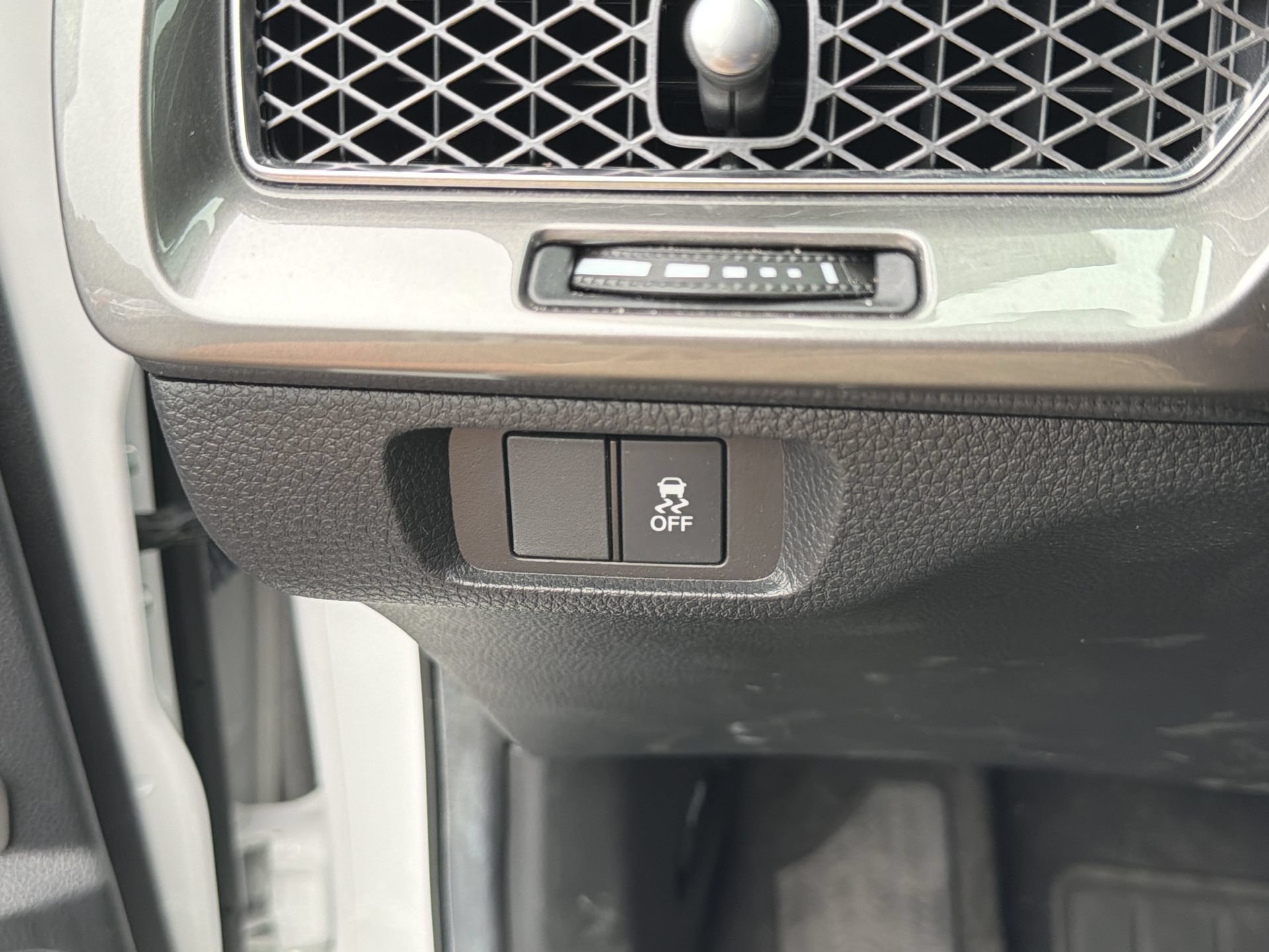 Used 2025 Acura Integra FWD image 6