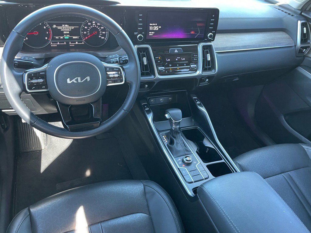 Used 2022 Kia Sorento S image 14