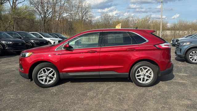 Certified 2023 Ford Edge SEL w/ Convenience Package image 2