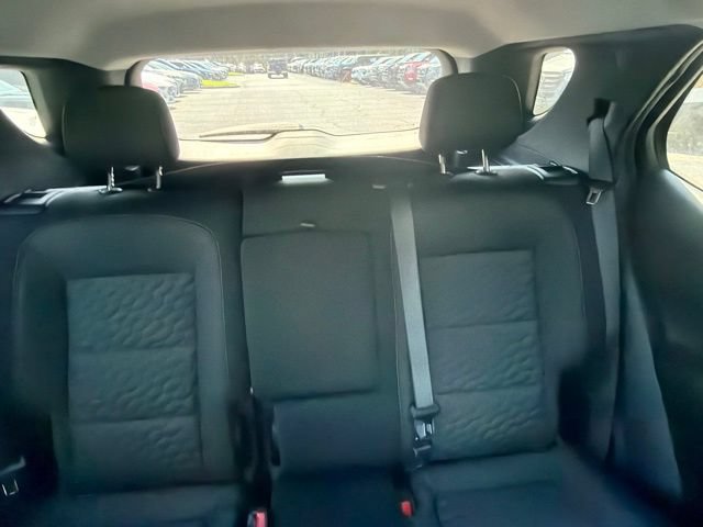 Used 2021 Chevrolet Equinox LT FWD image 27