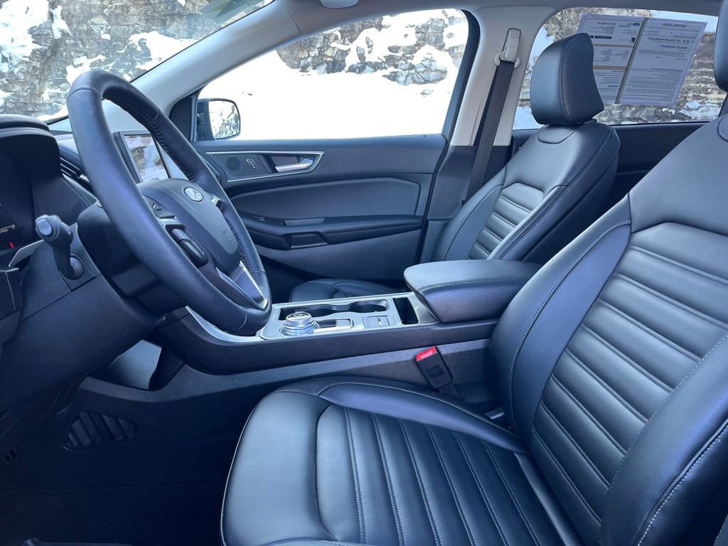 Certified 2024 Ford Edge SEL w/ Convenience Package image 18