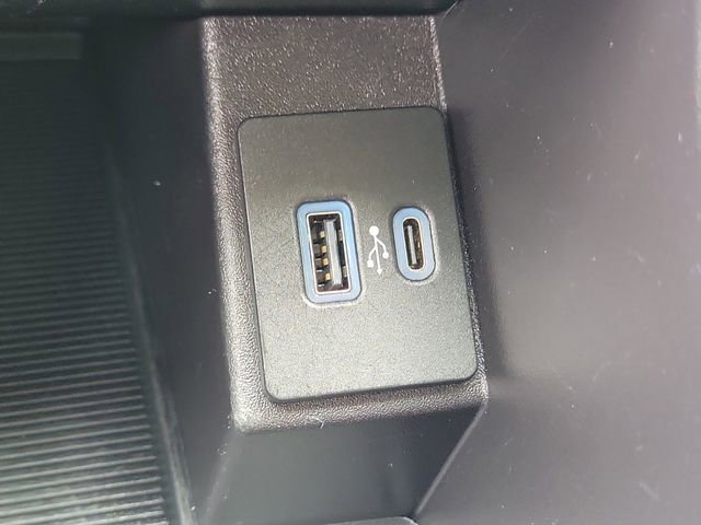 Certified 2023 Ford Edge SEL image 15