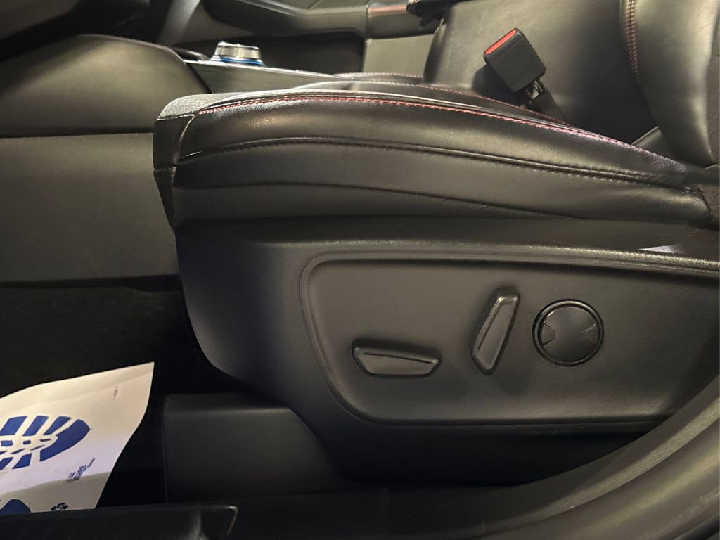 Certified 2025 Ford Escape ST-Line image 28