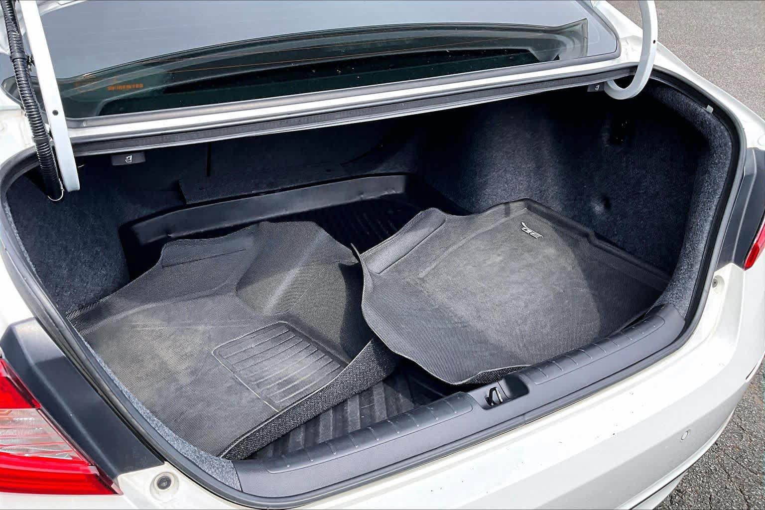 Used 2021 Honda Accord Touring image 33