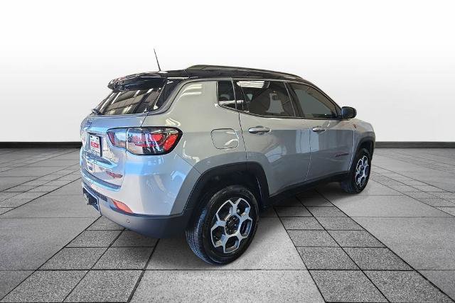 Used 2022 Jeep Compass Trailhawk w/ Trailhawk Elite Group AWD/4WD image 5