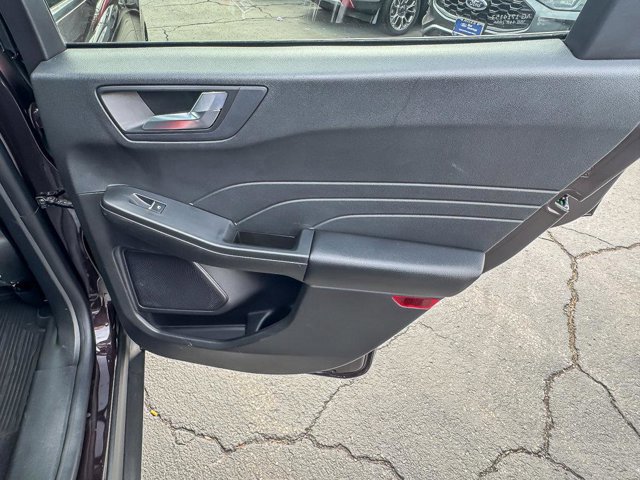 Certified 2023 Ford Escape ST-Line w/ Tech Pack #1 image 30