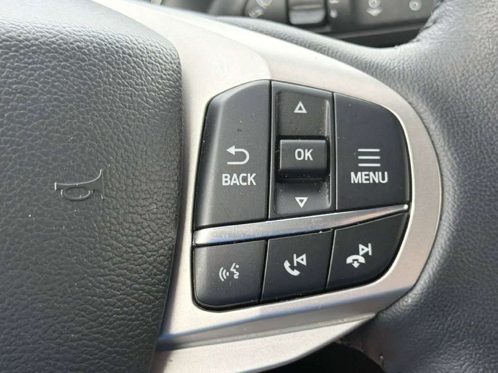Certified 2023 Ford Explorer Limited w/ Equipment Group 301A AWD/4WD image 21