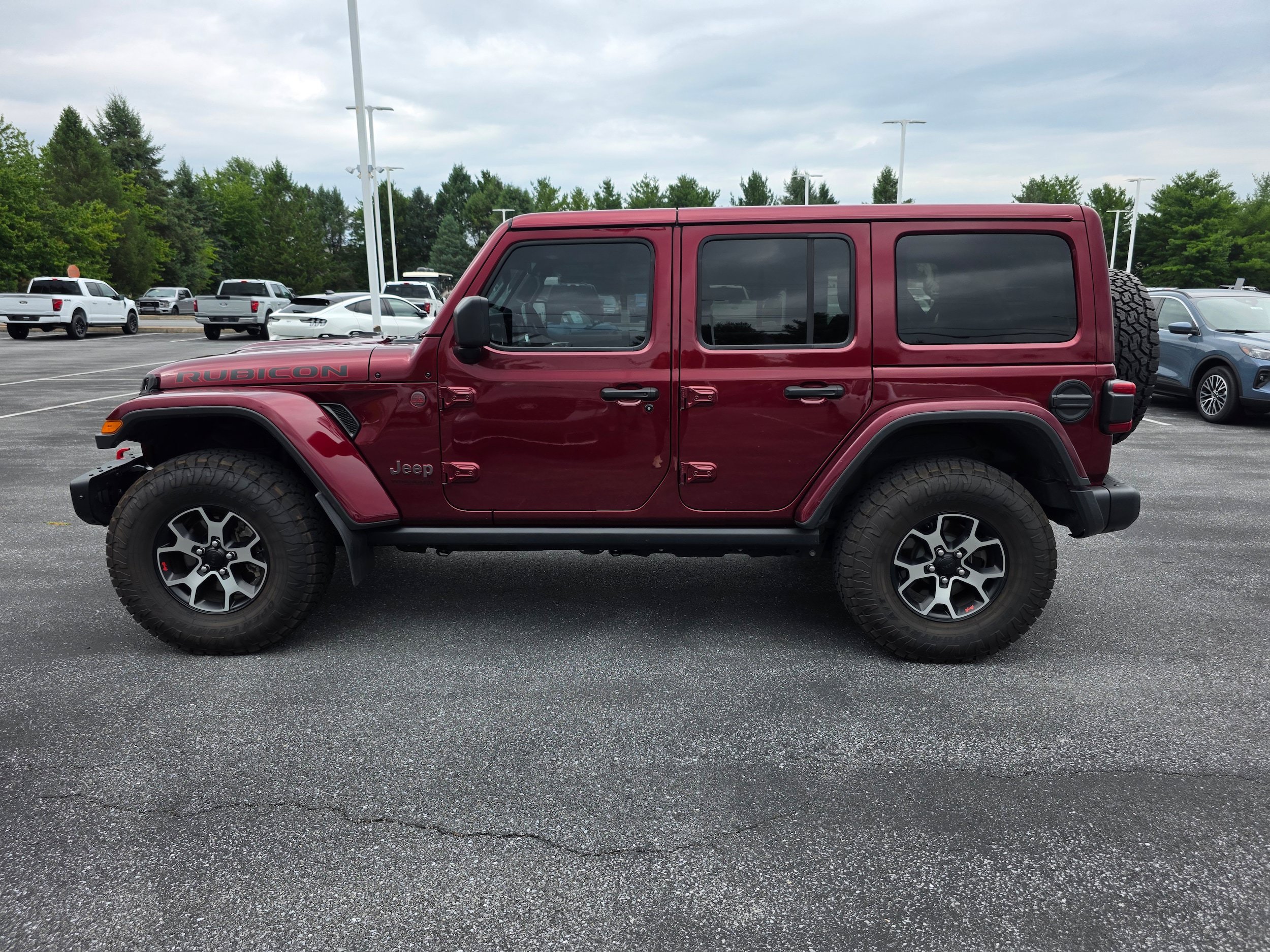 Used 2021 Jeep Wrangler Unlimited Rubicon AWD/4WD image 2