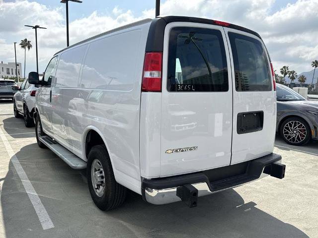 Used 2024 Chevrolet Express 2500 w/ Driver Convenience Package RWD image 12