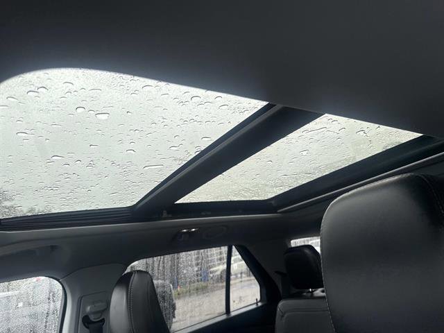 Certified 2022 Ford Explorer XLT w/ Equipment Group 202A image 20