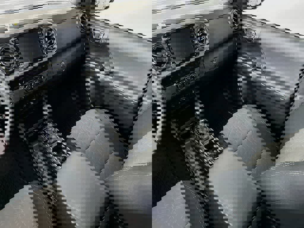 Used 2021 Toyota Tacoma TRD Sport image 14