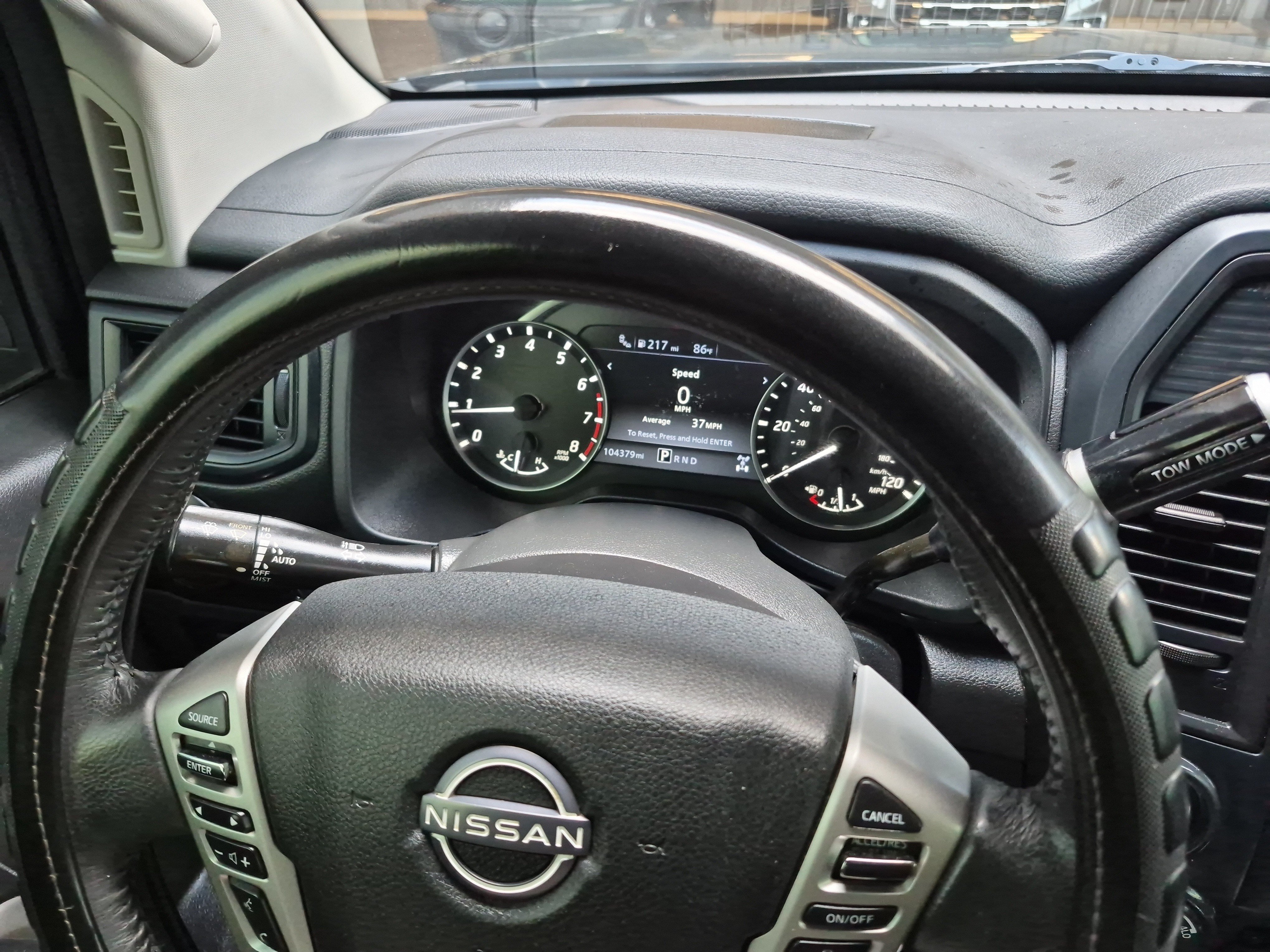 Used 2023 Nissan Titan SV w/ SV Convenience Package AWD/4WD image 29