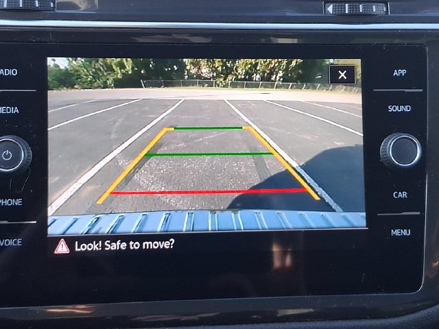 Used 2023 Volkswagen Tiguan SE FWD image 36