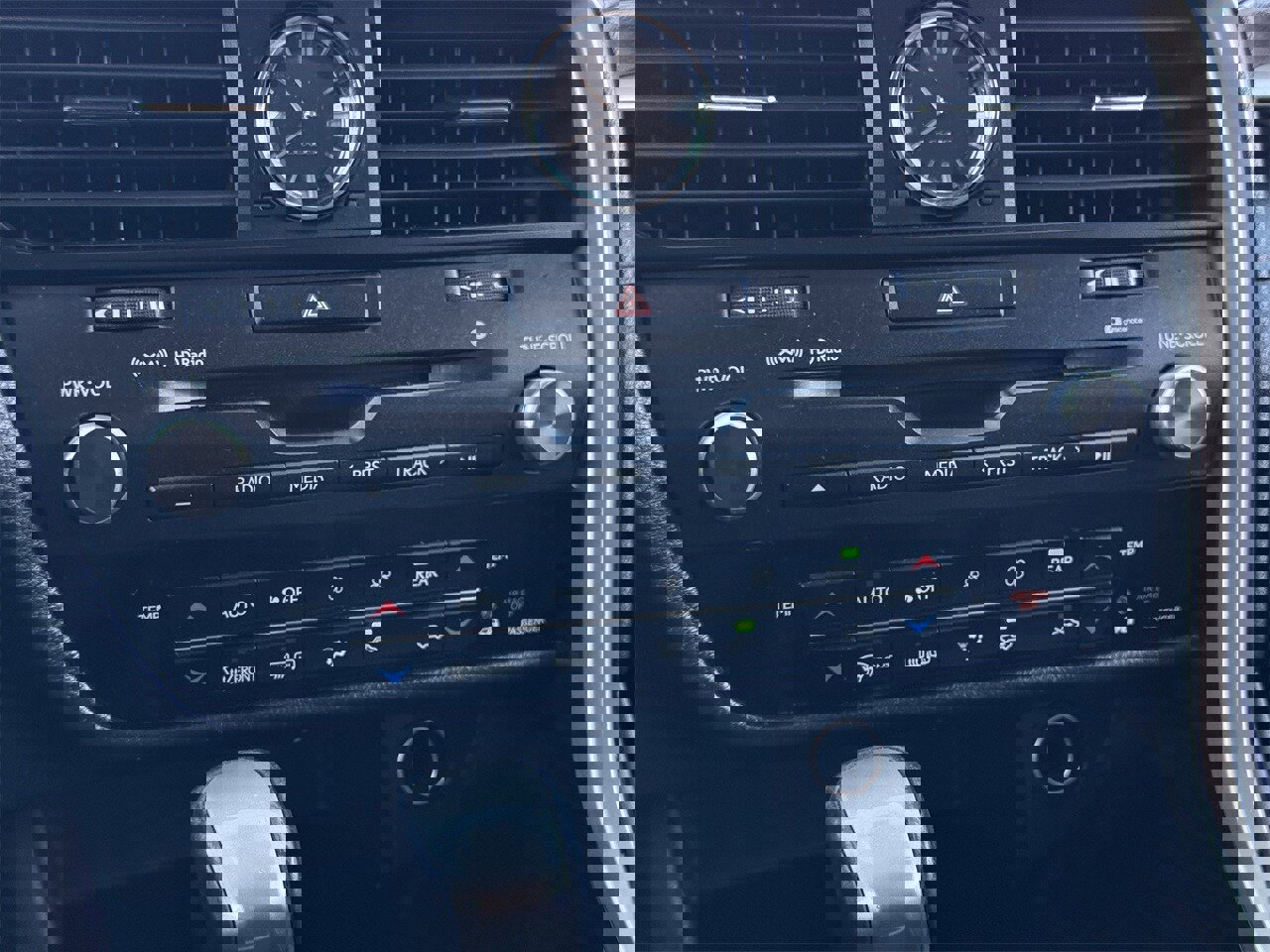 Used 2018 Lexus RX 350L FWD image 20