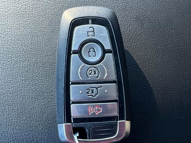 Certified 2022 Ford Explorer XLT w/ Equipment Group 202A image 21